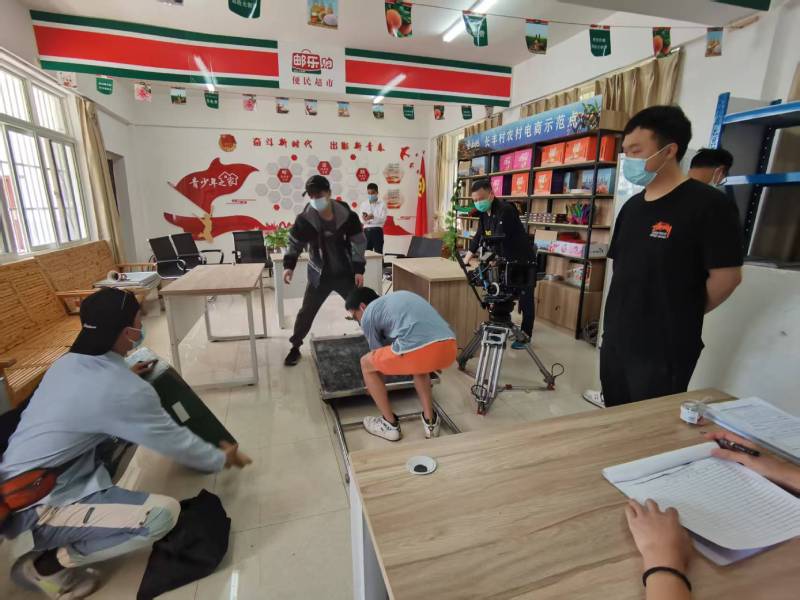 追星女孩心理学分析报告：闸北区广告片拍摄公司揭秘饭圈应援式传播逻辑